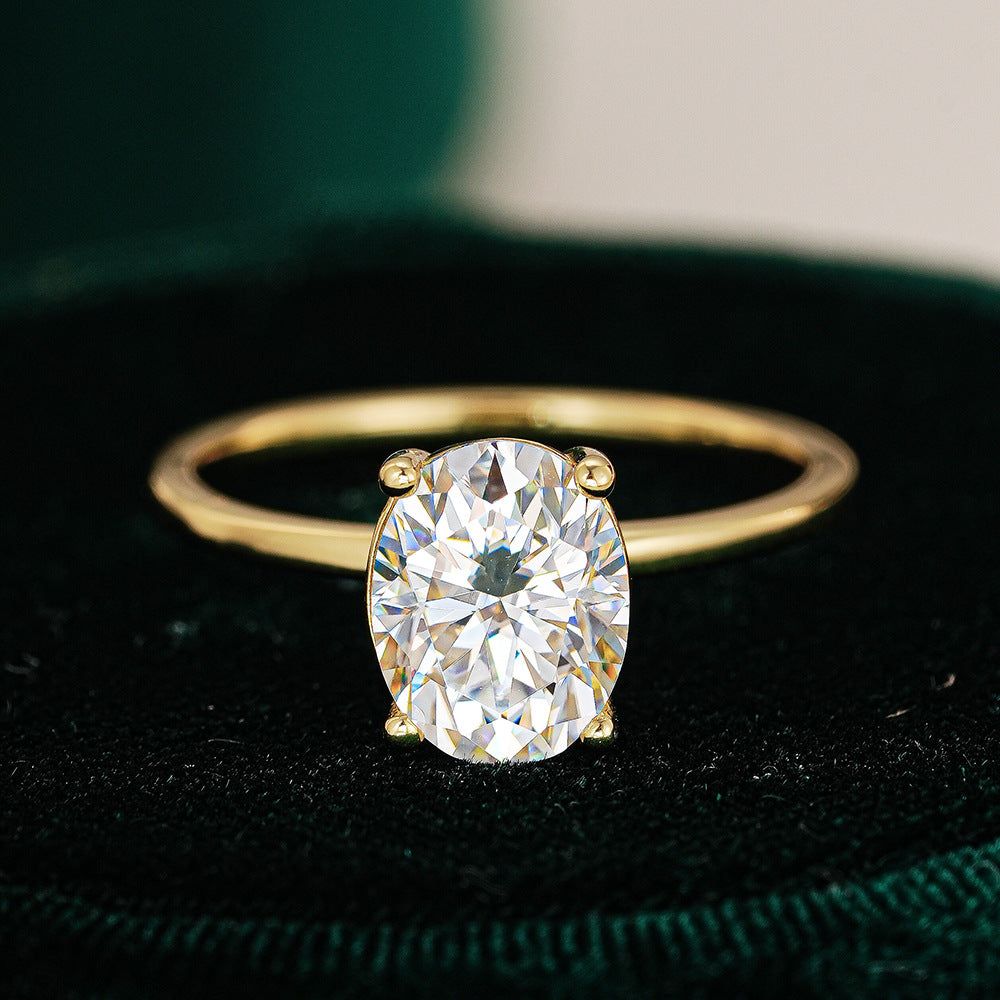 Oval Solitaire Ring 一    Sterling Silver, Moissanite